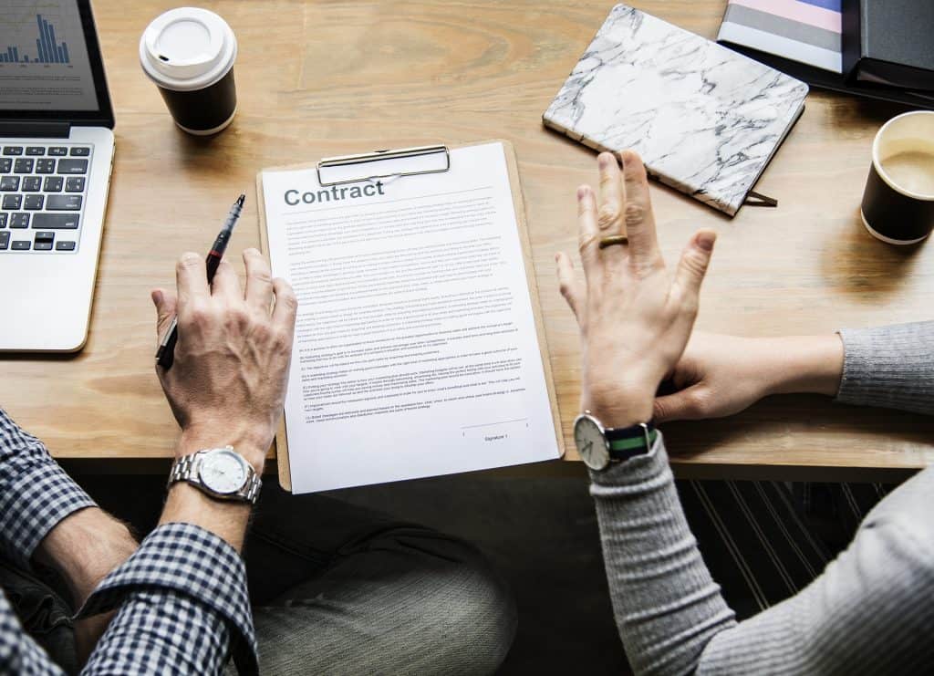 What is a shareholders’ agreement?