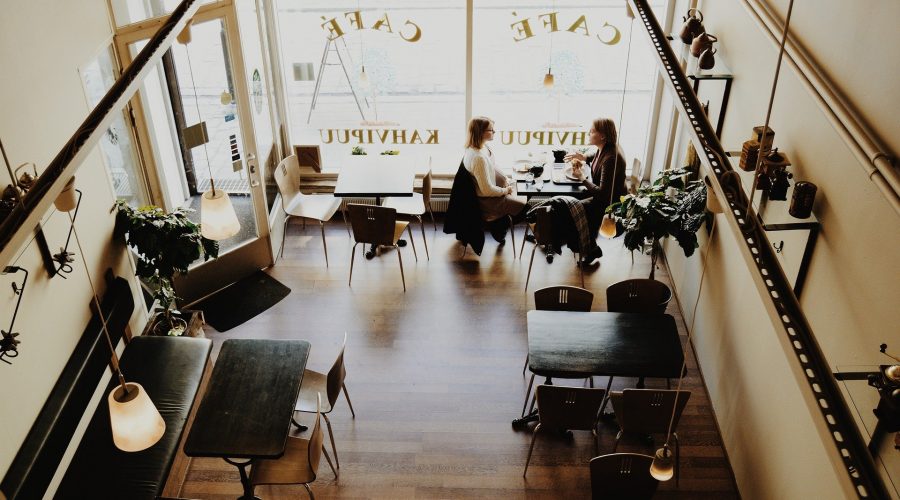 Meeting in the coffee shop