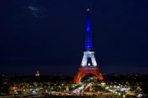 Tour Eiffel at night