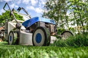 landcaping landcaper mower gardener maintenance worker greenskeeper grounds worker landscape technician