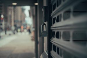 Government Shutdown 2025: Immediate Impact on USCIS, Visas, DOL, and Your Immigration Case